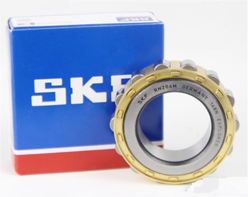Los rodamientos de rodillos cilíndricos de fila única con precisión P5 de SKF RN206M